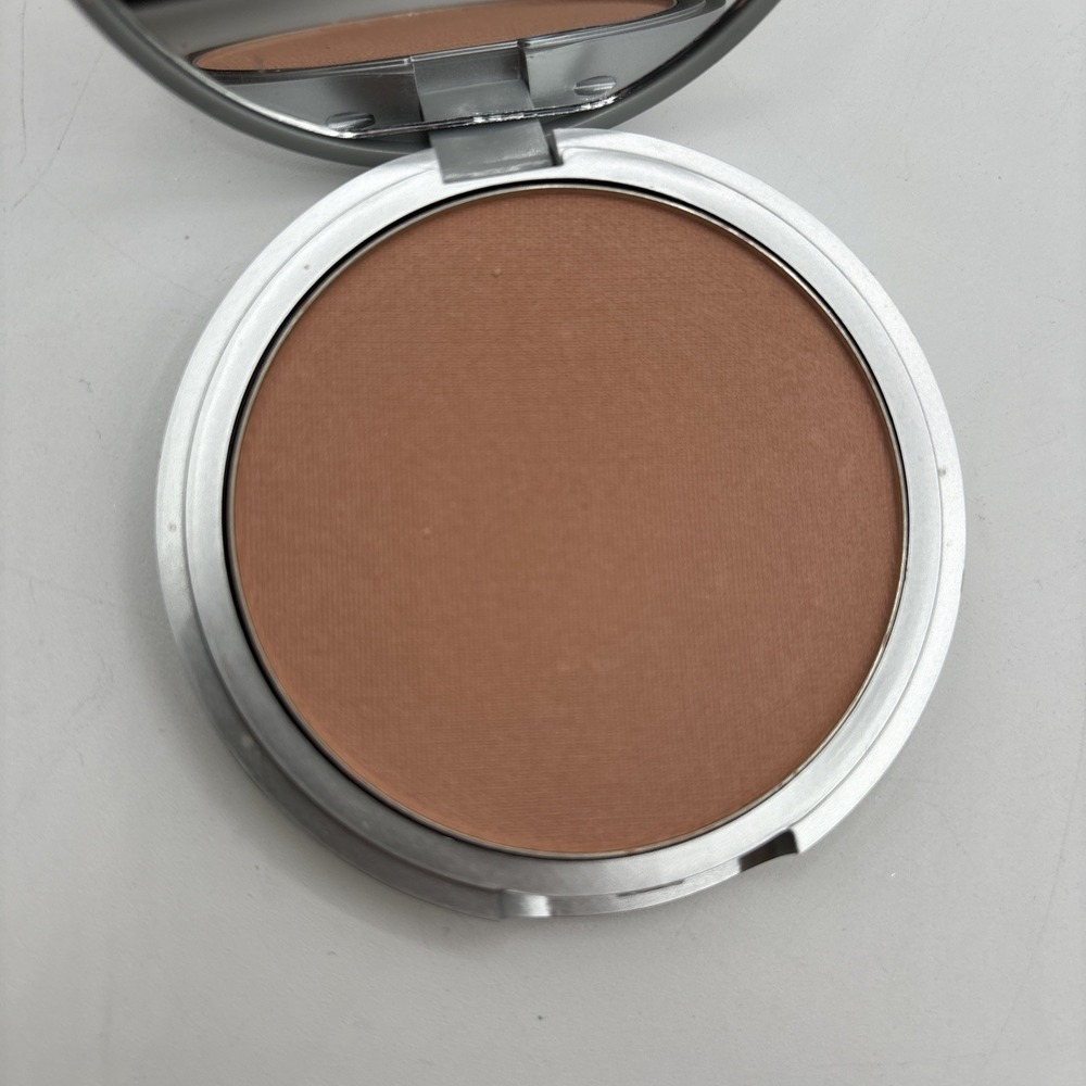 The Balm Cindy-Lou Manizer Highlighter 0.3 oz‎ NIB Compact - Picture 10 of 11